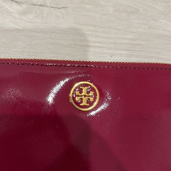 Raspberry Color Tory Burch Wallet - Picture 3 of 9